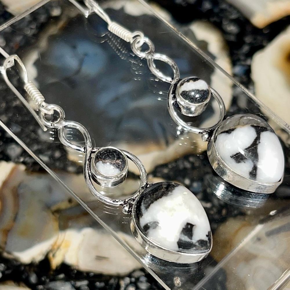 White Buffalo Turquoise Earrings 2 1/2” - Picture 6 of 17